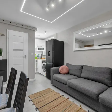 Stylish 2br Apartamento Varsóvia